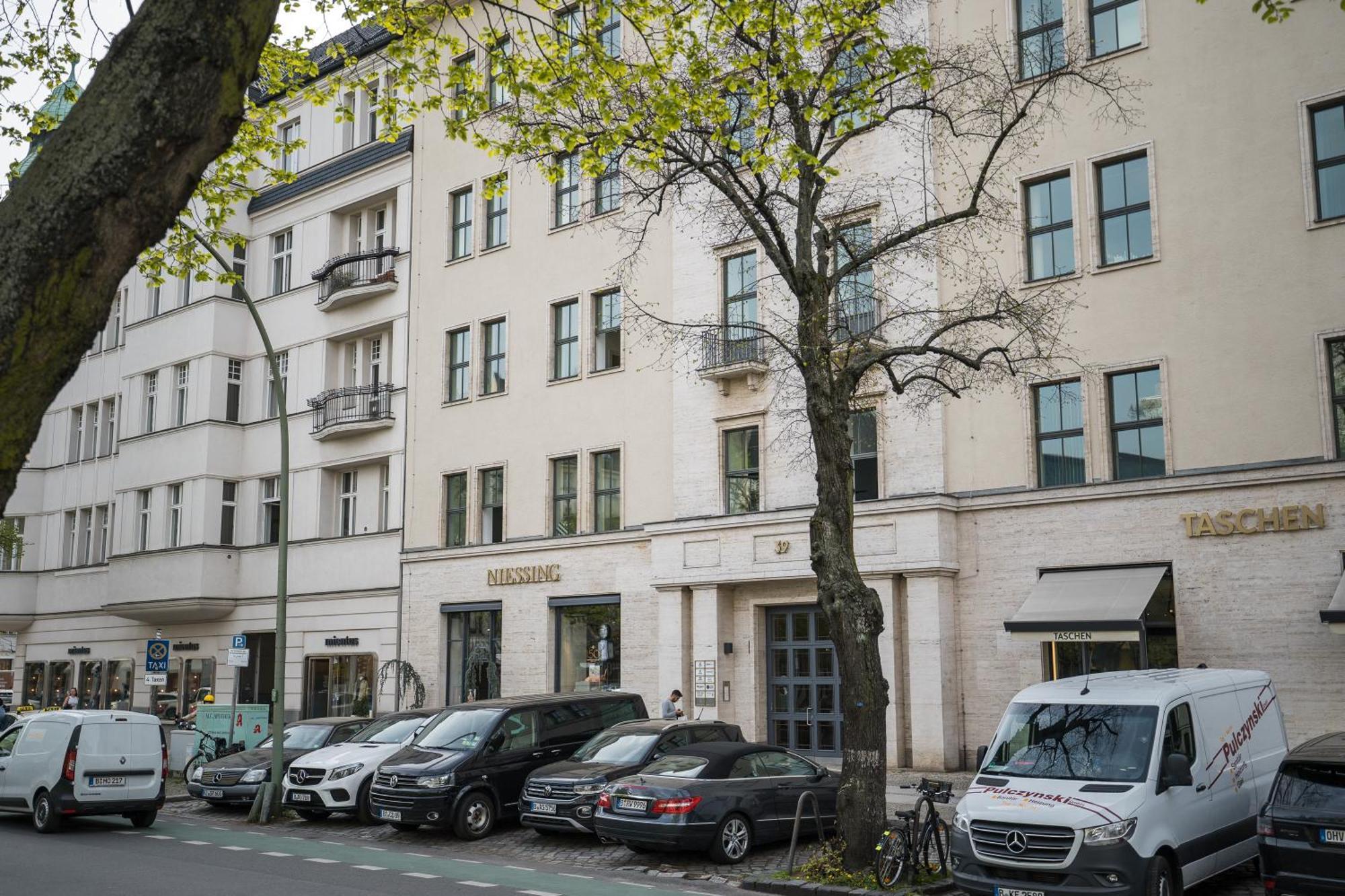 Homaris Apartments Schlueterstrasse Berlim Exterior foto